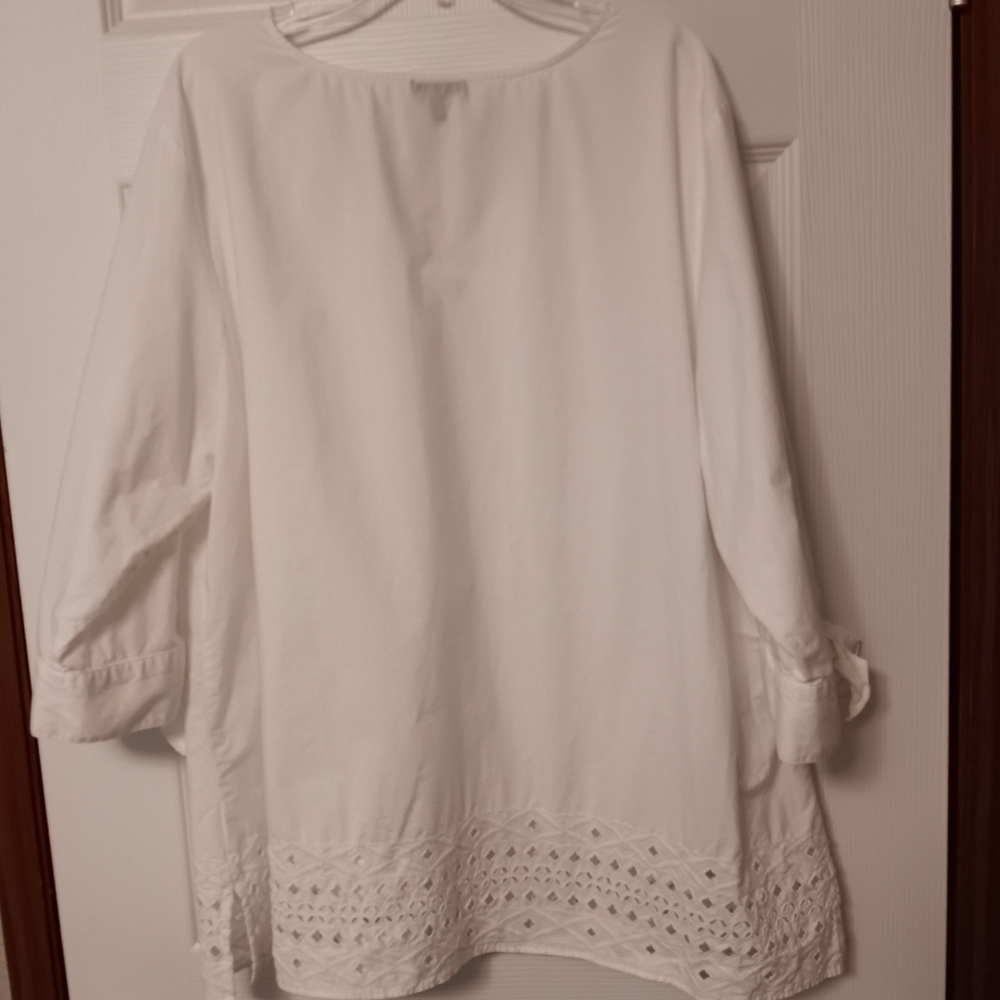 Talbots Crisp White Cotton Top With V-Neck Bow Sleeve & Cutout Lace Hem Coastal - Picture 5 of 9